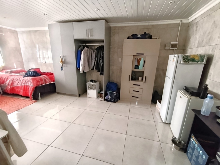 13 Bedroom Property for Sale in Universitas Free State